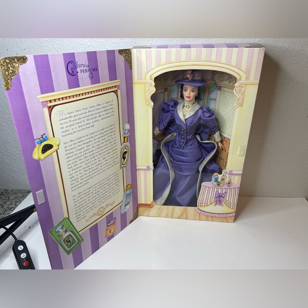 1997 Mrs. P.F.E. Albee Avon barbie doll